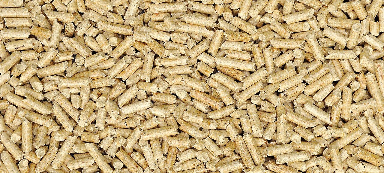 Antistaub® Holzpellets in der Nahaufnahme